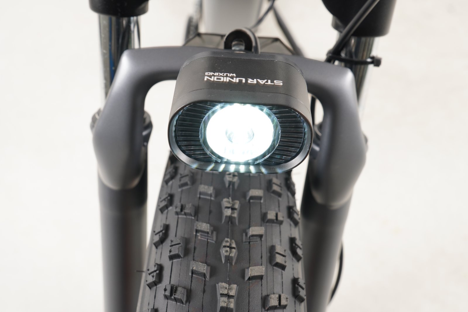 CMACEWHEEL TP26 Electric Bicycle 750w Men's Mountain E-bike TP26 Inch Fat Tire Electric Bicycle Snowmobile 48V18AH Lithium Battery Electric Bike